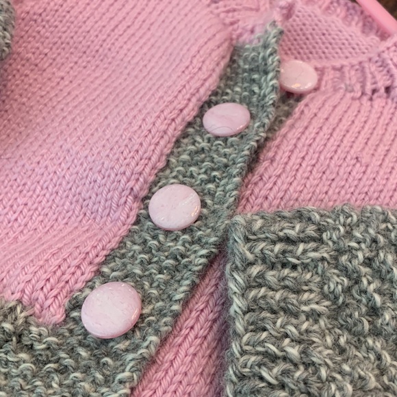 HAND MADE baby vest - Picture 2 of 3